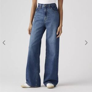 Levi’s Baggy Cinch Jeans